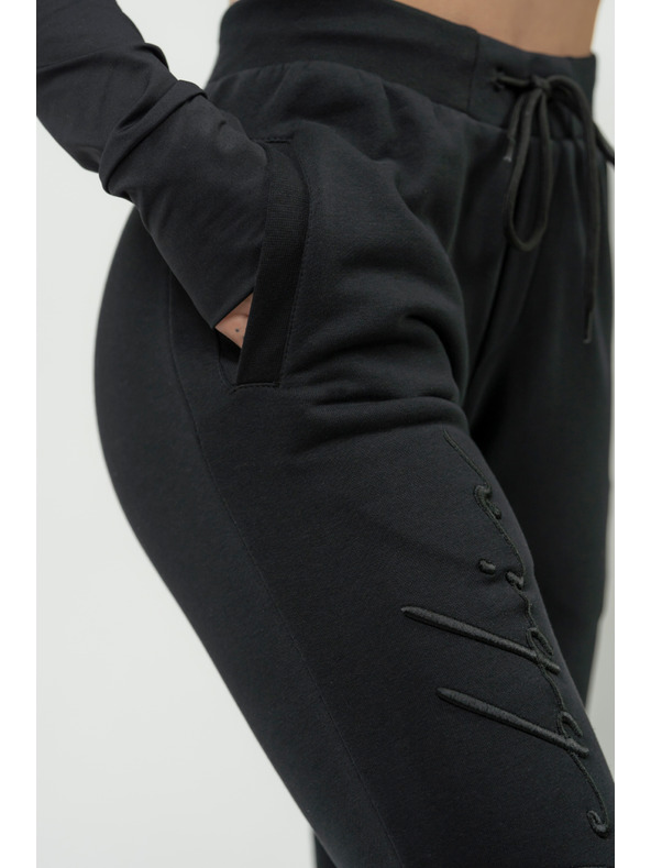 Nebbia NEBBIA Pantaloni felpati firmati INTENSE da donna, larghi e aderenti 846 Nebbia