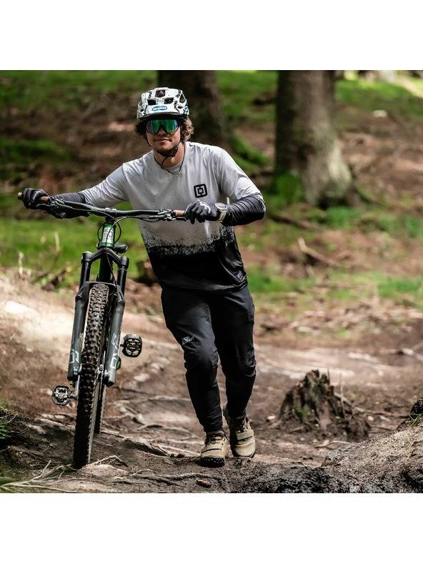 Horsefeathers Pantaloni da bici Stoker - nero HORSEFEATHERS