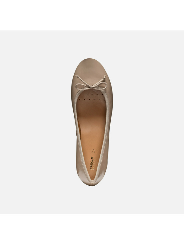 Geox Scarpe beige con tacco Geox Floretia da donna