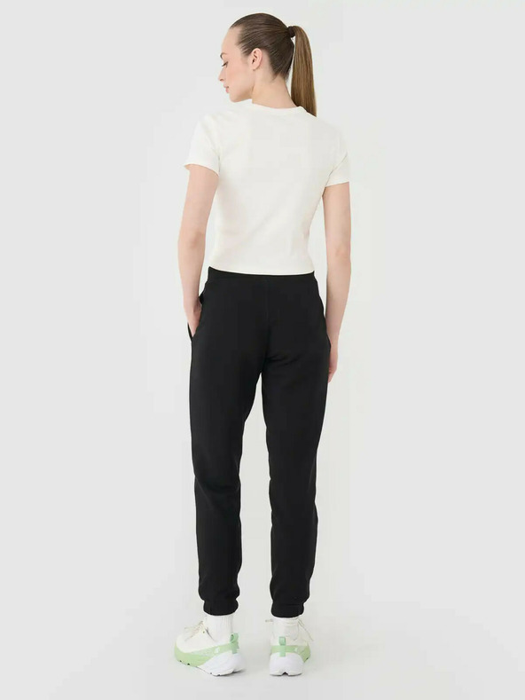 4F Pantaloni da donna 4F